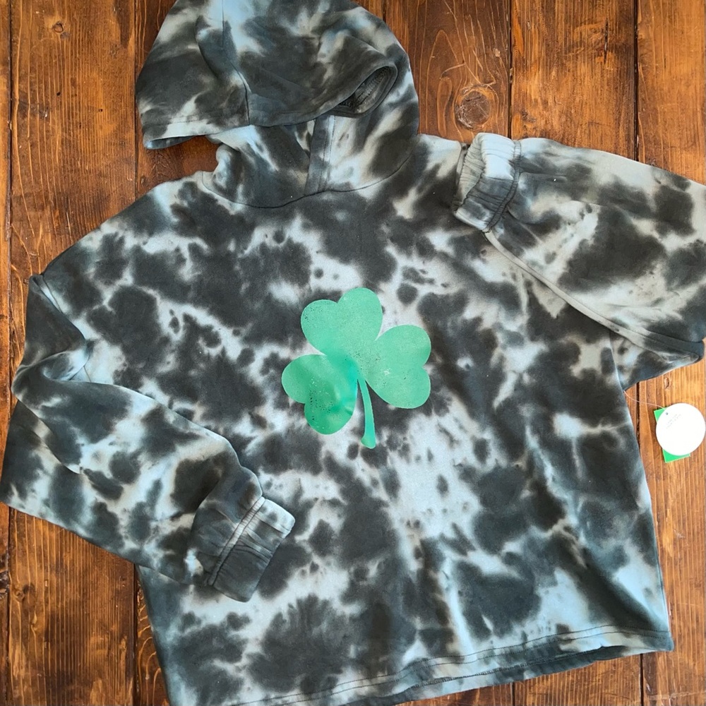 Shamrock tie dye hoodie size M
